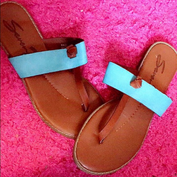 Seven7 Sandals - Picture 1 of 3